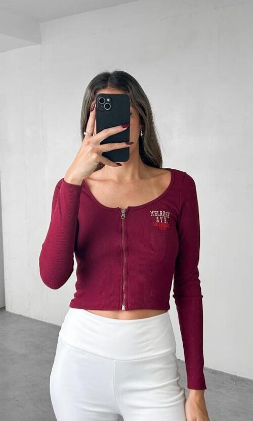 Remera Melrose A.V.E