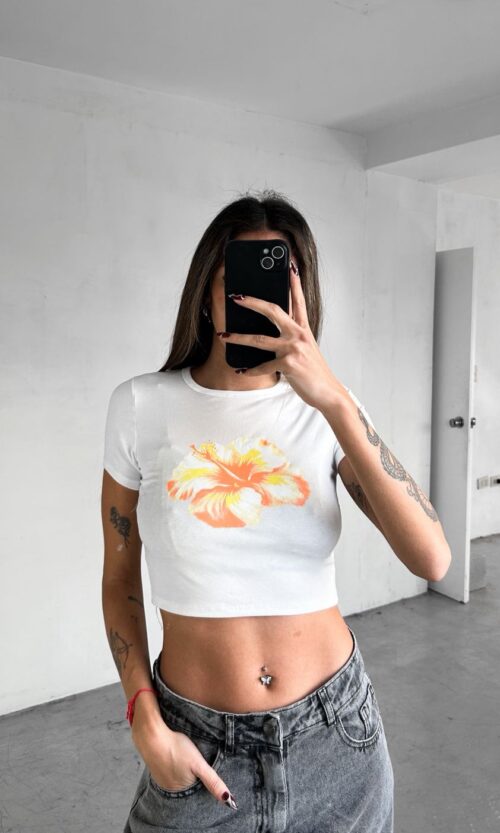 Remera Melville Flor