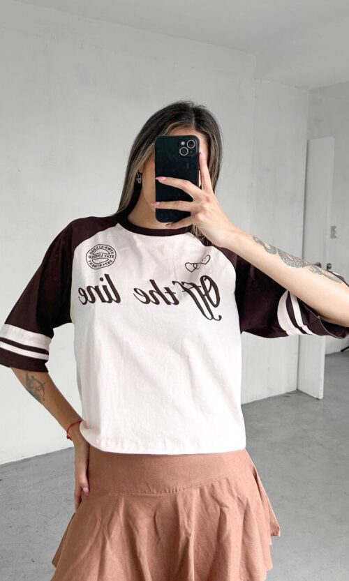 Remera Off the line