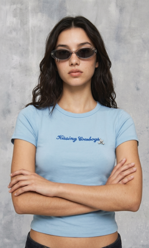 Remera Rib Kissing Cowboys